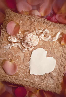 fabric-heart-stilllife